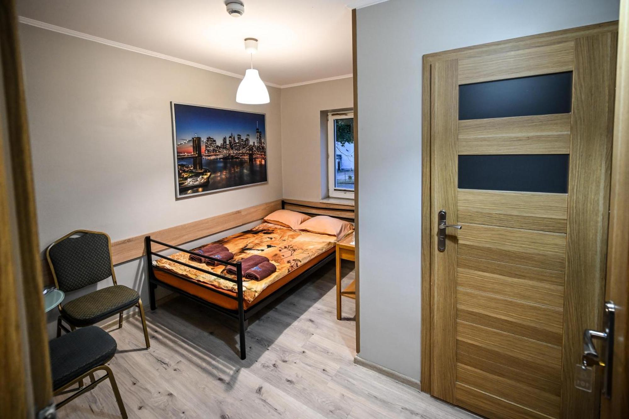Hostel Centrum Радом Екстериор снимка
