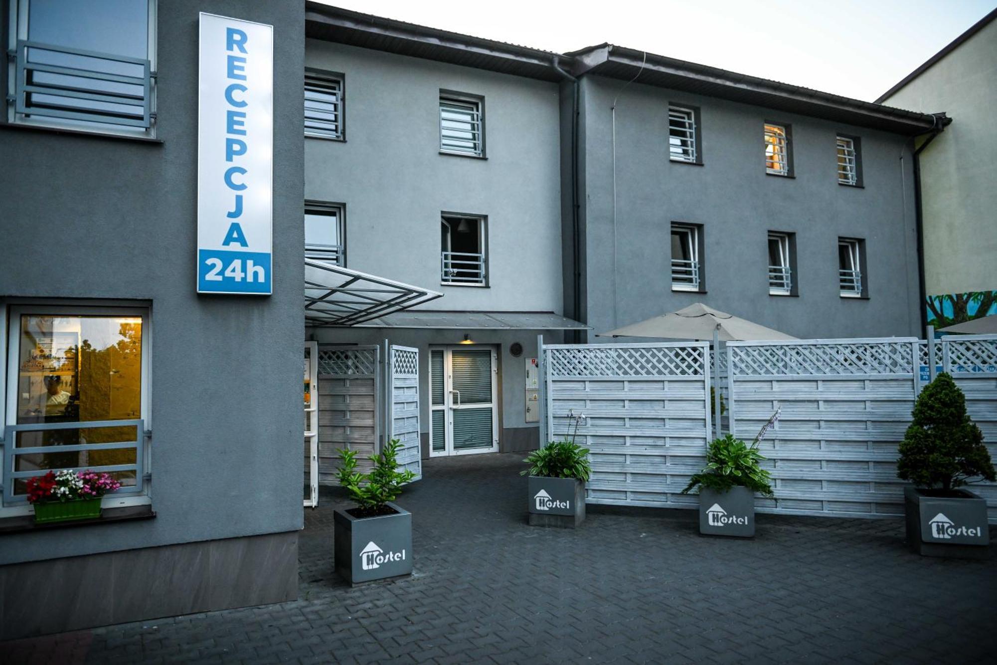Hostel Centrum Радом Екстериор снимка
