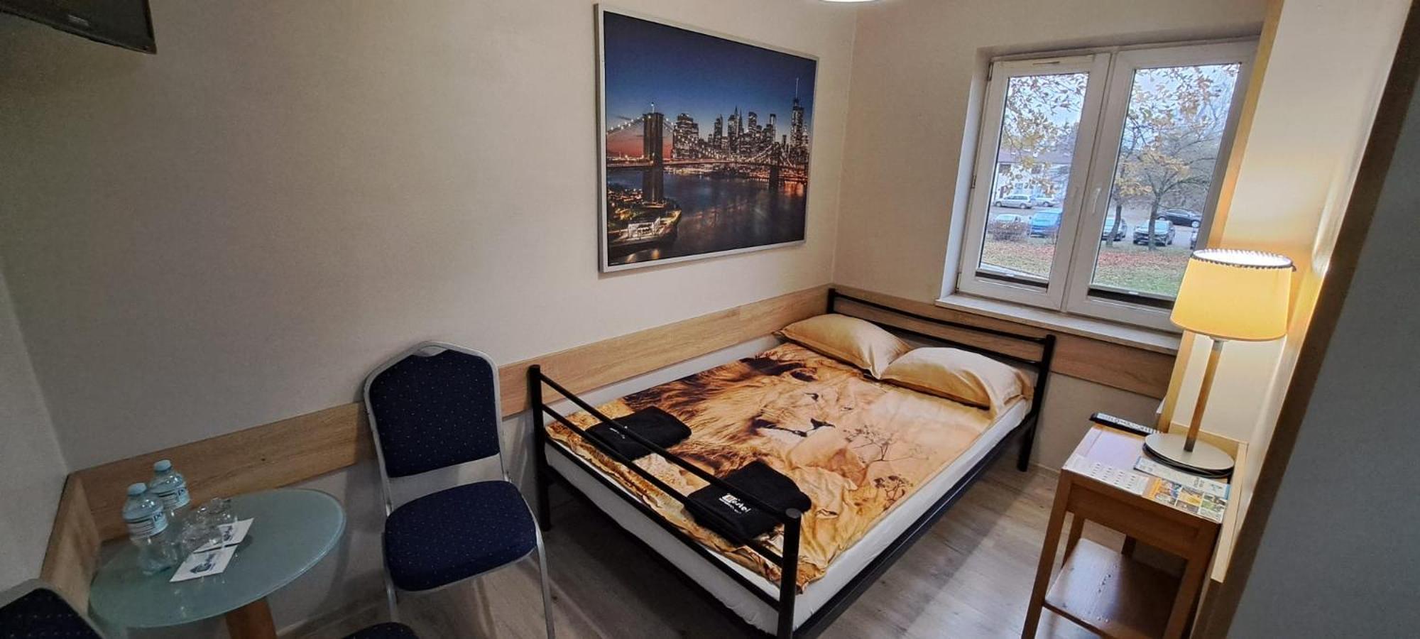 Hostel Centrum Радом Екстериор снимка