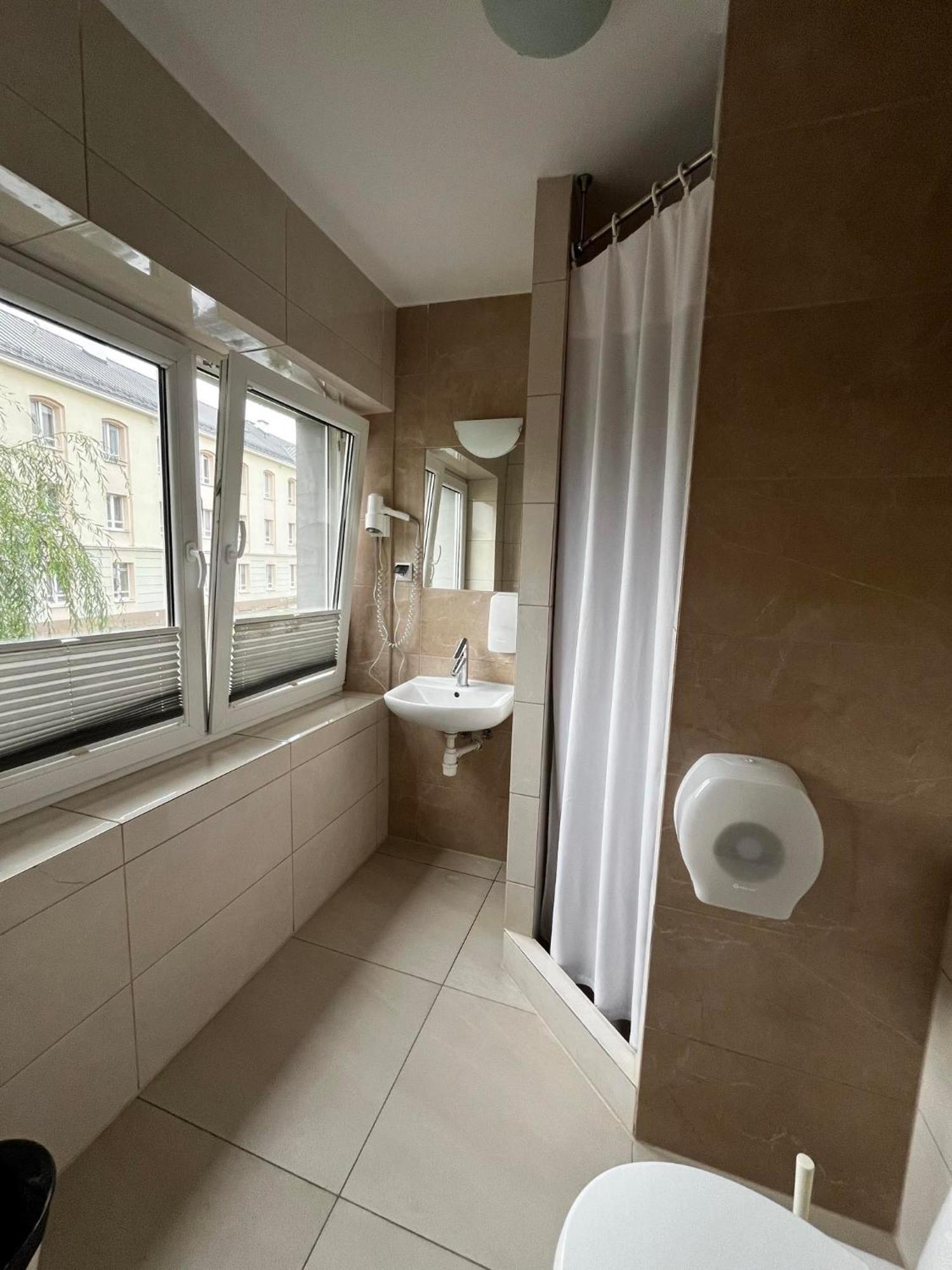 Hostel Centrum Радом Екстериор снимка