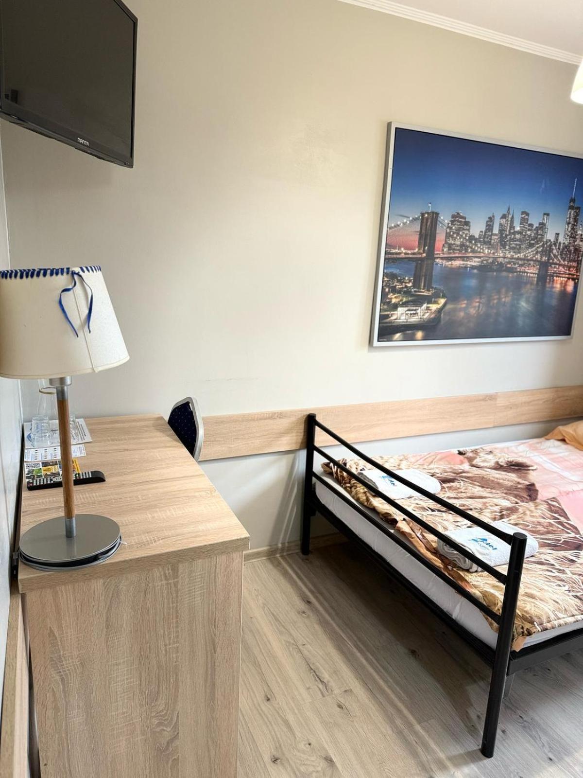 Hostel Centrum Радом Екстериор снимка