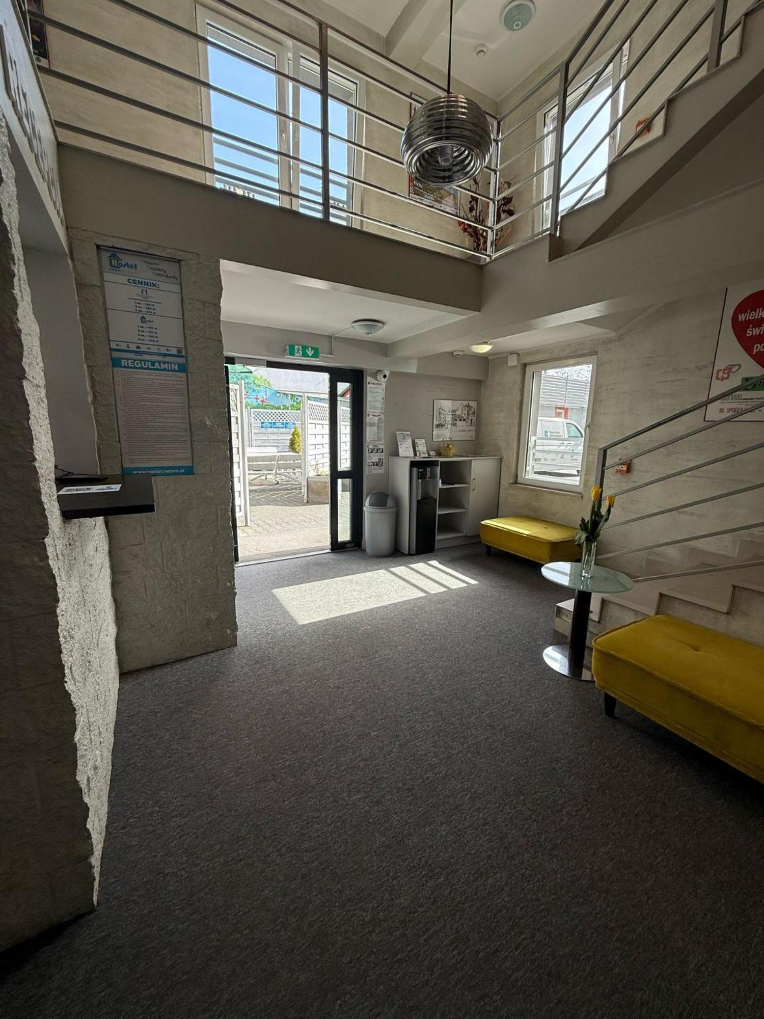 Hostel Centrum Радом Екстериор снимка