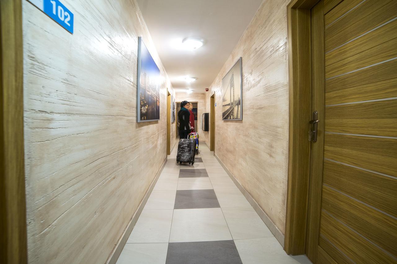Hostel Centrum Радом Екстериор снимка